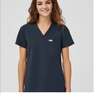 SET Figs scrubs LE dark harbor xxs Catalina top li. Xsp Livingston pant